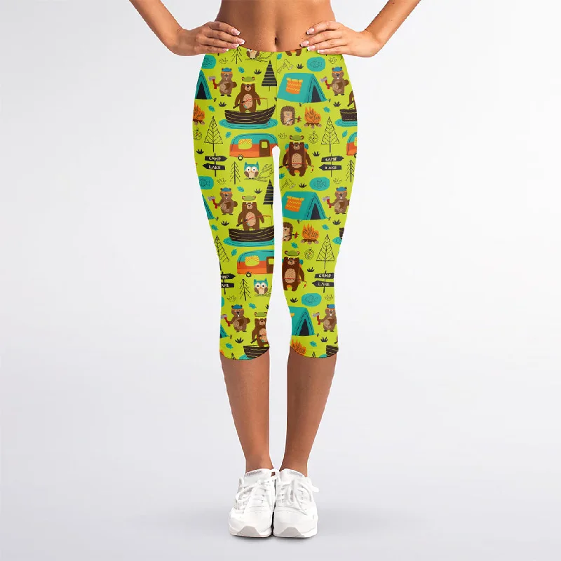 Animal Camping Pattern Print Women's Capri Leggings