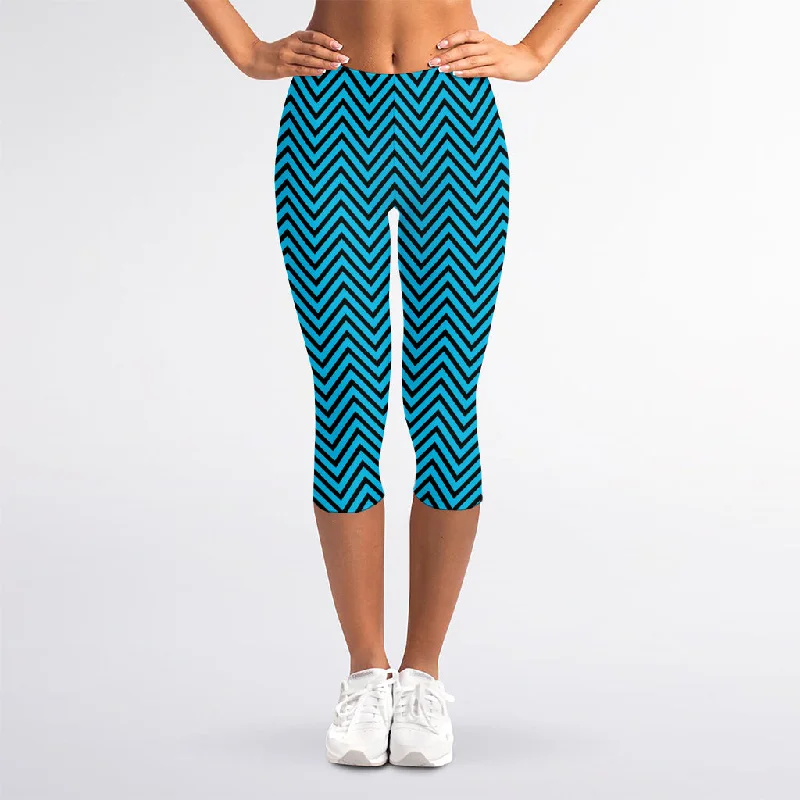 Black And Blue Chevron Pattern Print Women's Capri Leggings