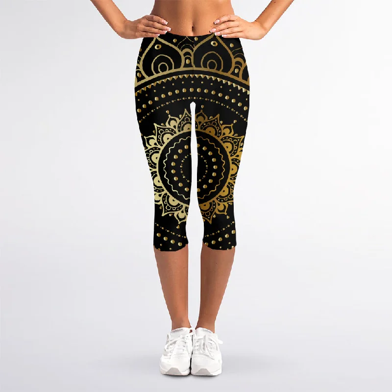 Black And Gold Mandala Print Women's Capri Leggings