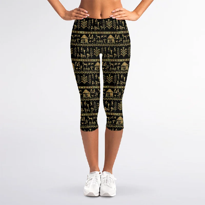 Black And Gold Warli Pattern Print Women's Capri Leggings