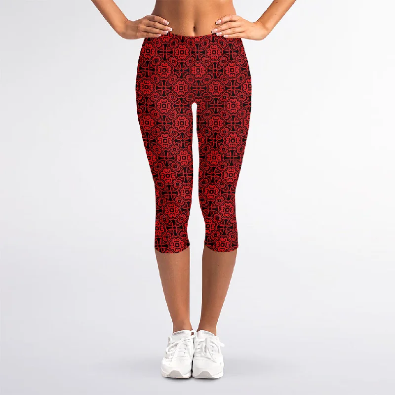 Black And Red Chinese Pattern Print Women's Capri Leggings