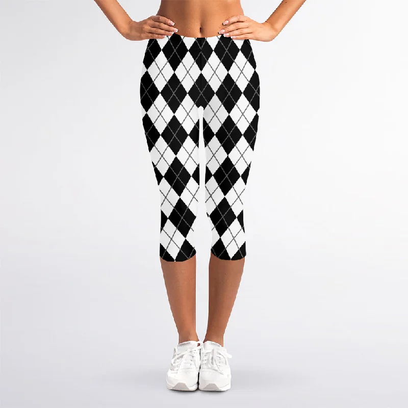 Black And White Argyle Pattern Print Women's Capri Leggings