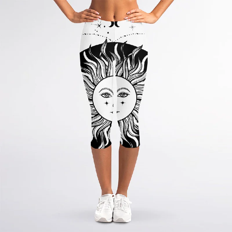 Black And White Celestial Sun Print Women's Capri Leggings