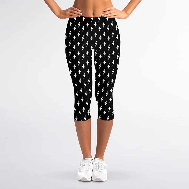 Black And White Lightning Pattern Print Women's Capri Leggings