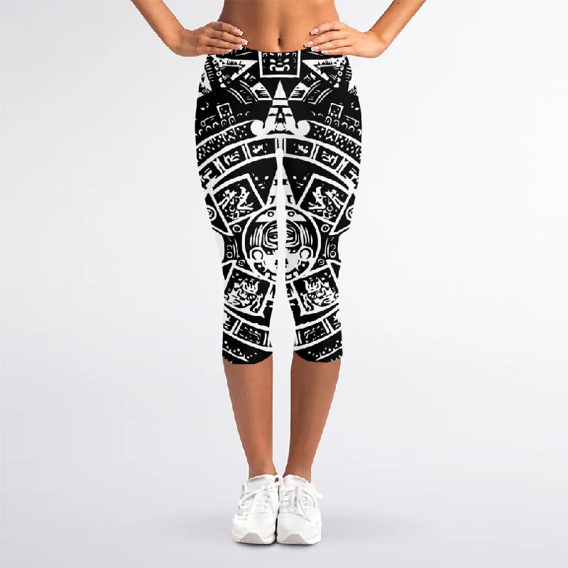 Black And White Maya Calendar Print Women's Capri Leggings