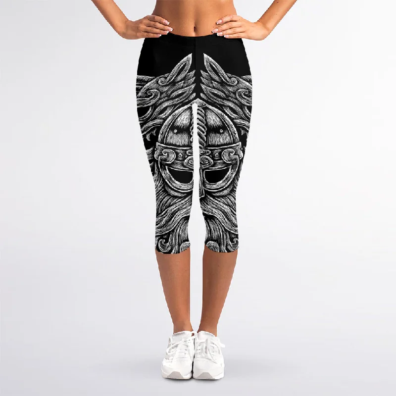 Black And White Odin With Wolfs Print Women's Capri Leggings