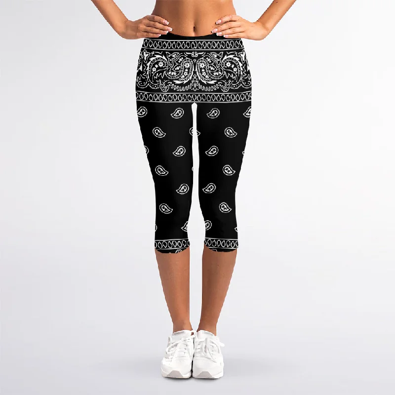 Black And White Paisley Bandana Print Women's Capri Leggings