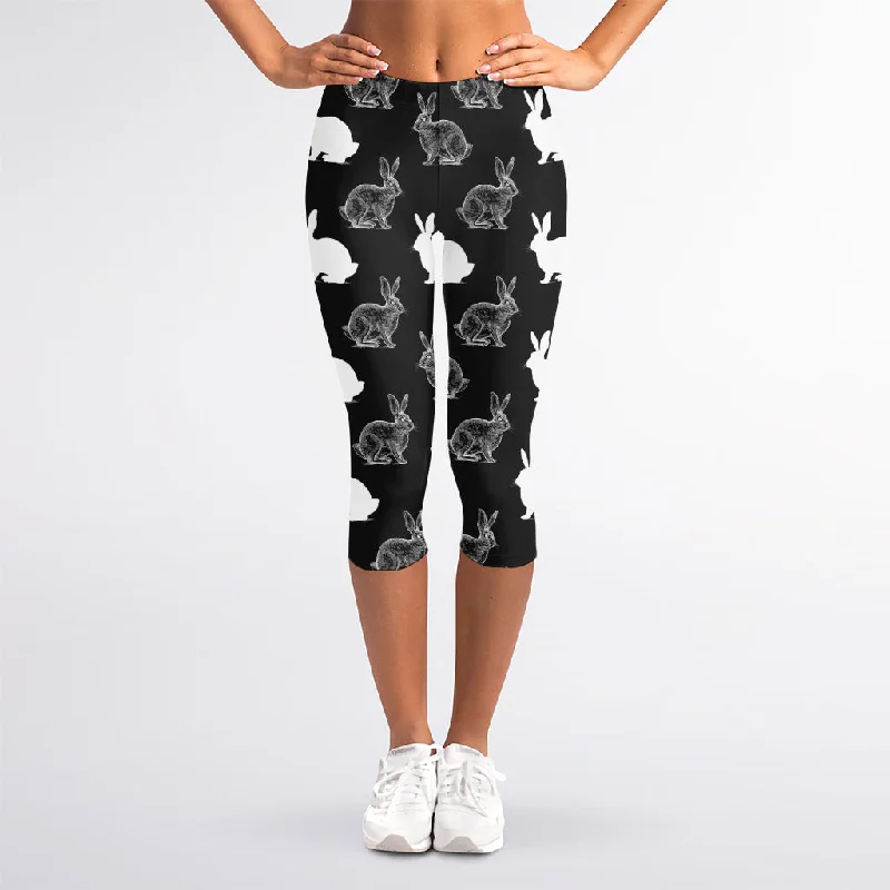 Black And White Rabbit Pattern Print Women's Capri Leggings