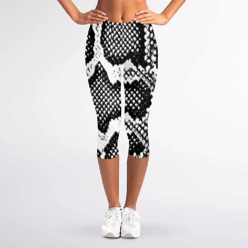 Black And White Snakeskin Print Women's Capri Leggings