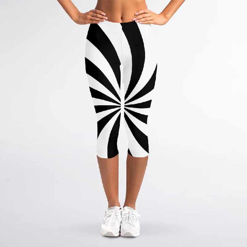 Black And White Swirl Print Women's Capri Leggings