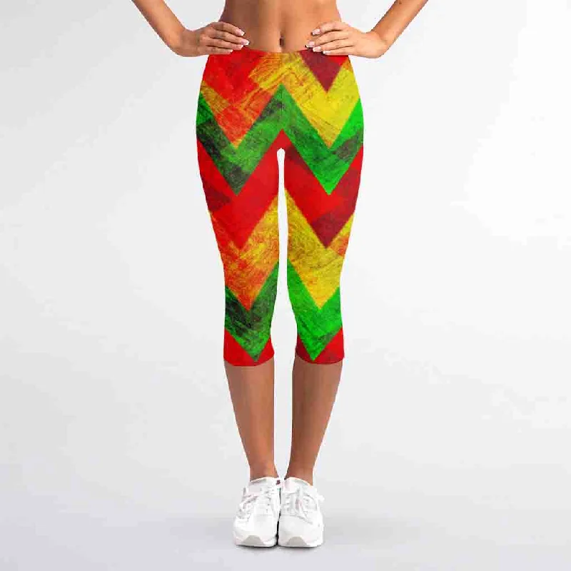 Zig Zag Reggae Pattern Print Women's Capri Leggings